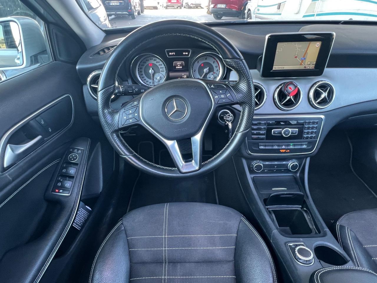 Mercedes-benz GLA 200 CDI Automatic 4Matic Sport