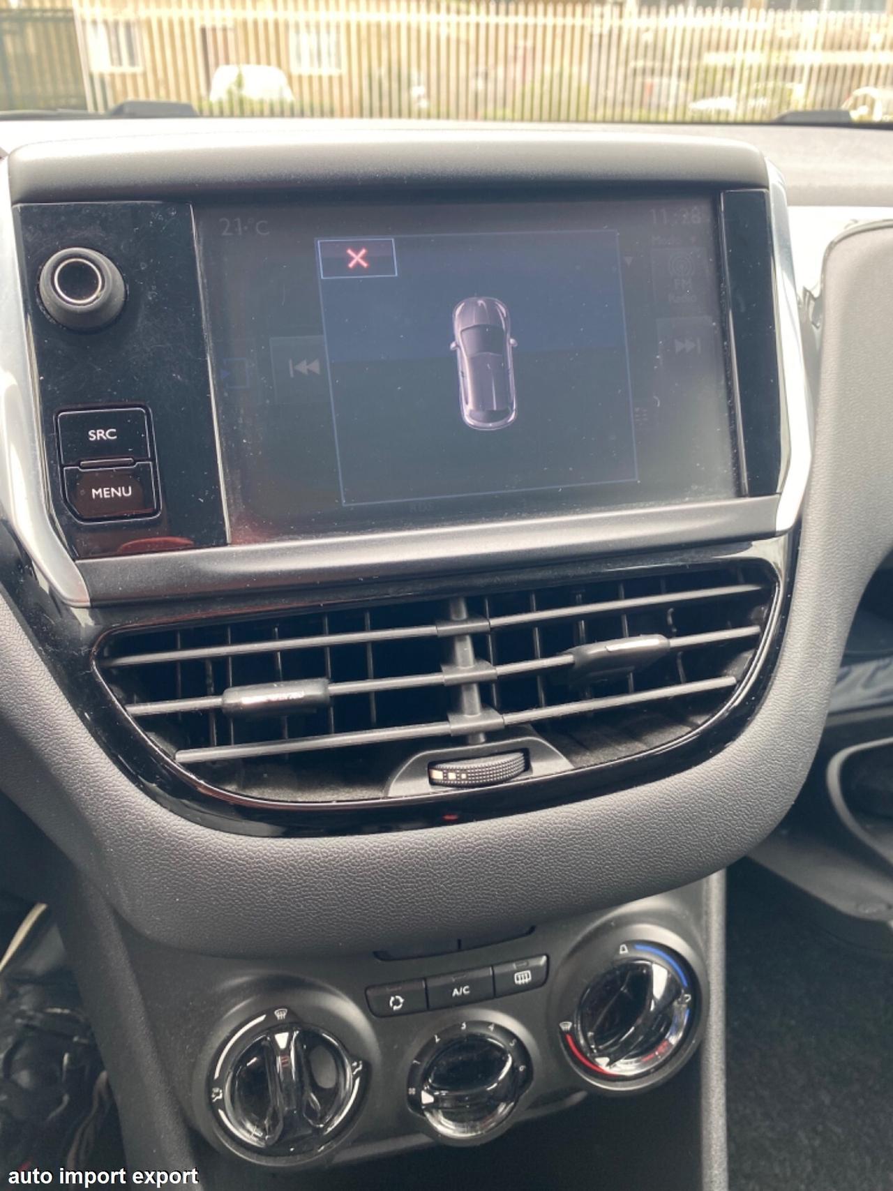 Peugeot 208 1.2 GPL 12/2016 Led TAGLIANDATA