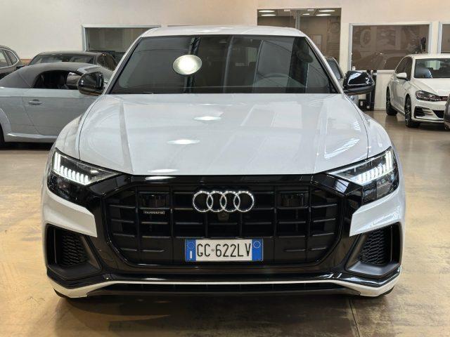 AUDI Q8 55 TFSI e Plug-in quattro S line -22" - B&O - FULL