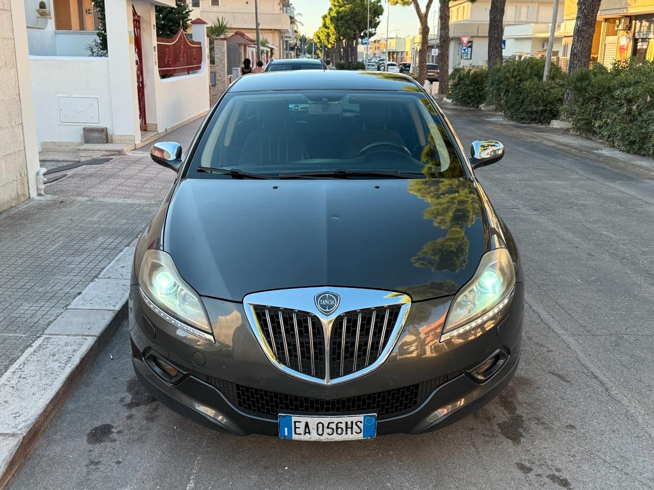 Lancia Delta 1.9 MJT Twinturbo Platino - 2010