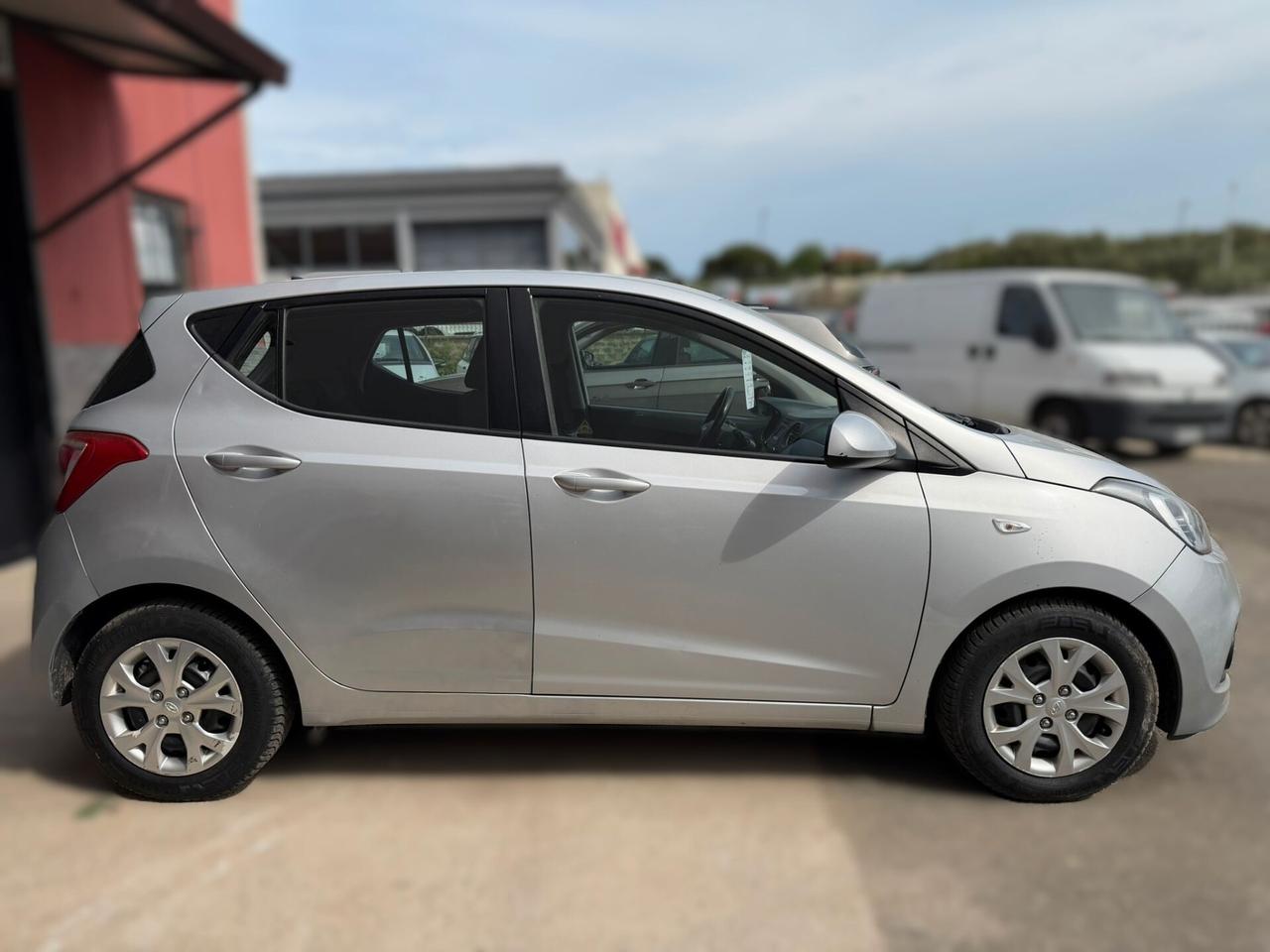 Hyundai i10 1.0B/GPL 12/2016
