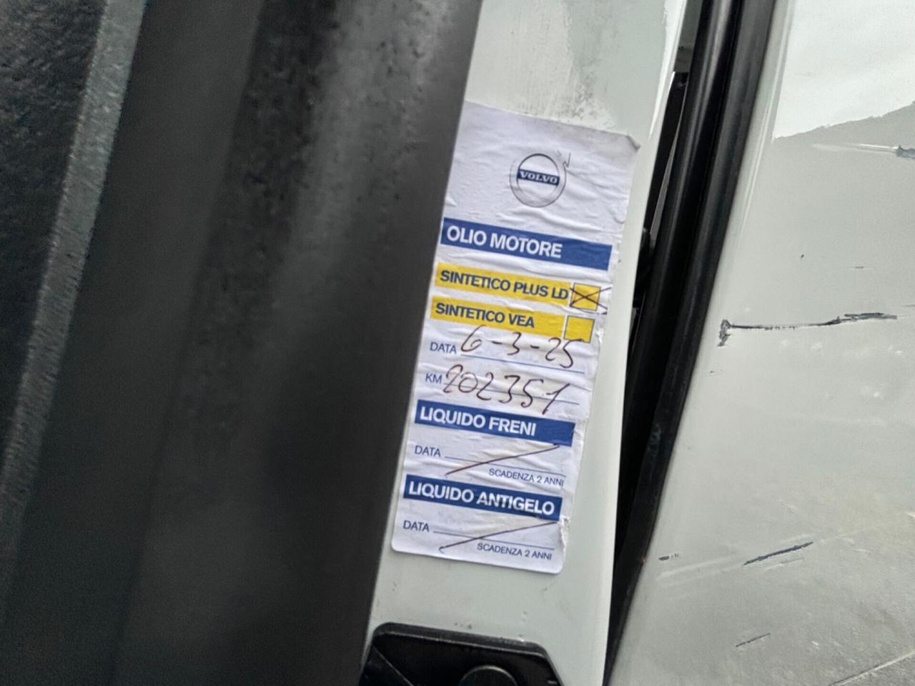 Volvo V60 D3 R-design Kinetic