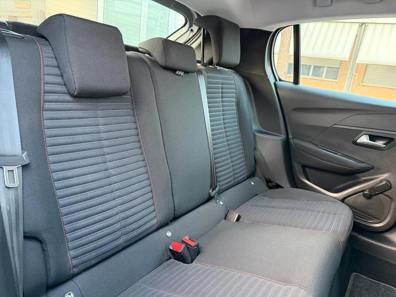 Peugeot 208 5 porte Active SOLO 5000 KM