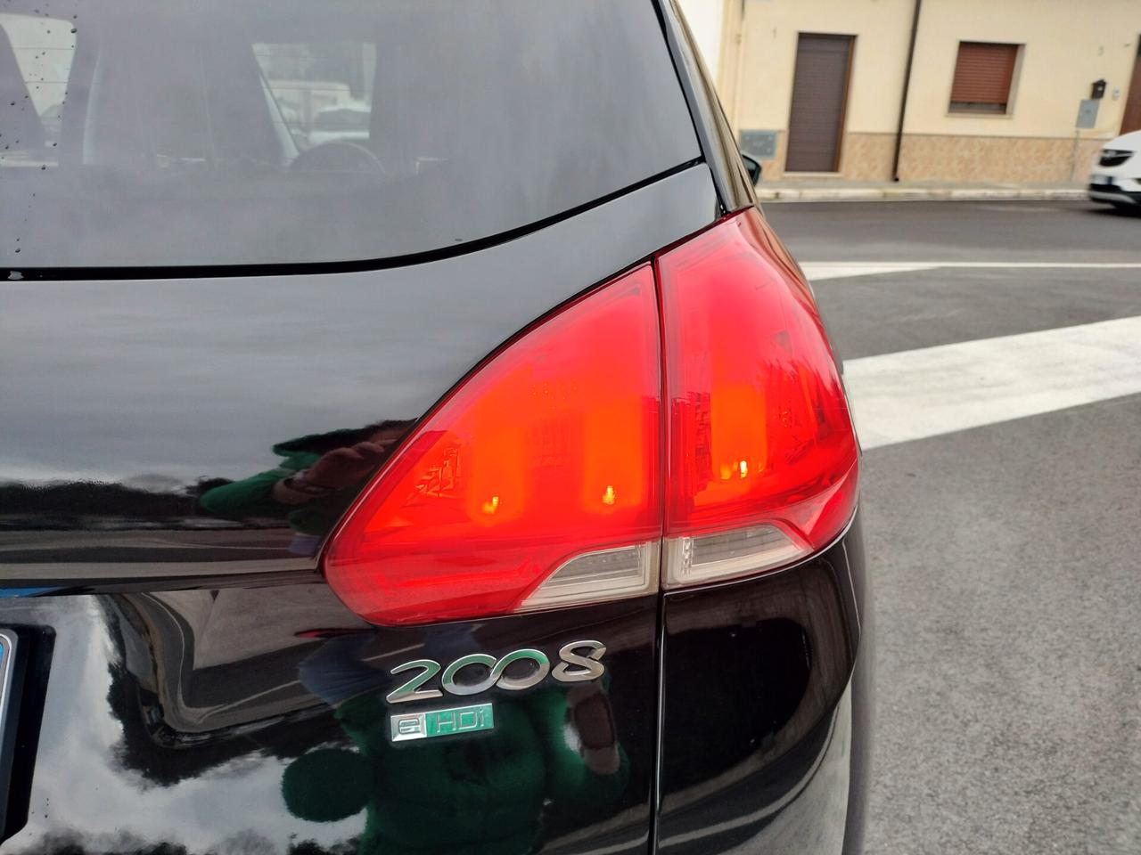 Peugeot 2008 1.6 e-HDi 92 CV Stop&Start Allure