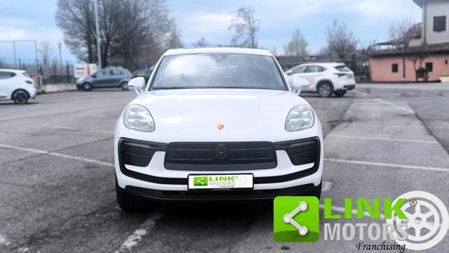 PORSCHE Macan 2.0 T SPORT CHRONO