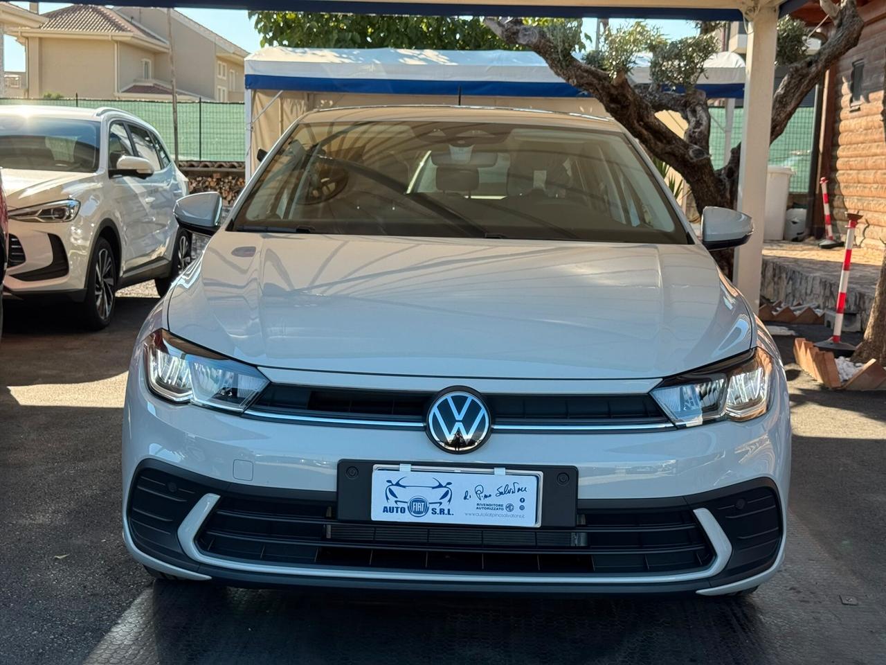 Volkswagen Polo 1.0 Young 80cv - Km 0 07/2026