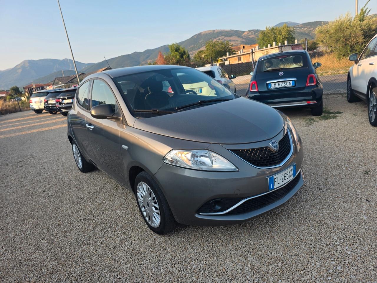 Lancia Ypsilon 1.2 69 CV 5 porte Silver