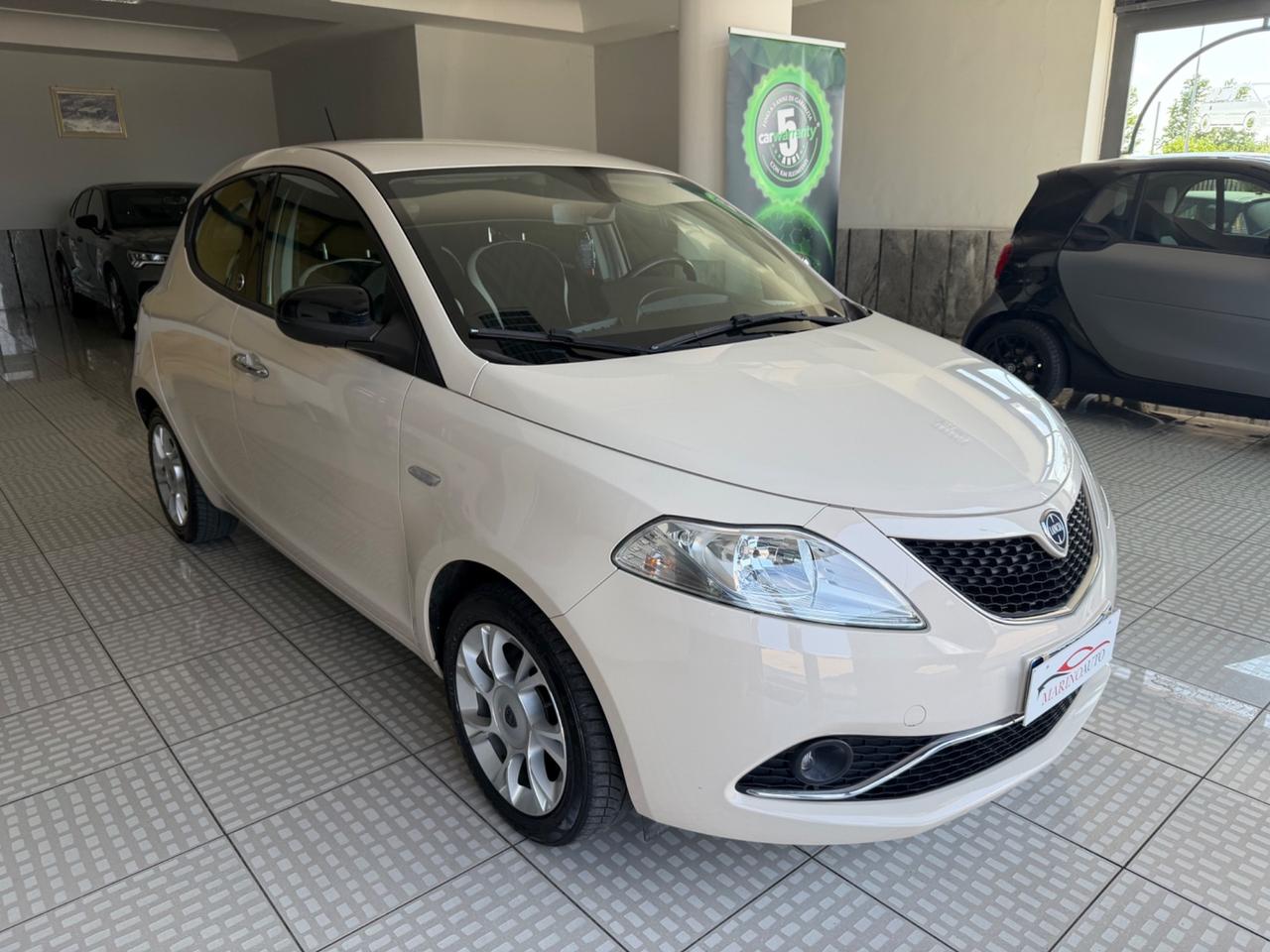 Lancia Ypsilon 1.2 69 CV 5 porte GPL Ecochic Gold
