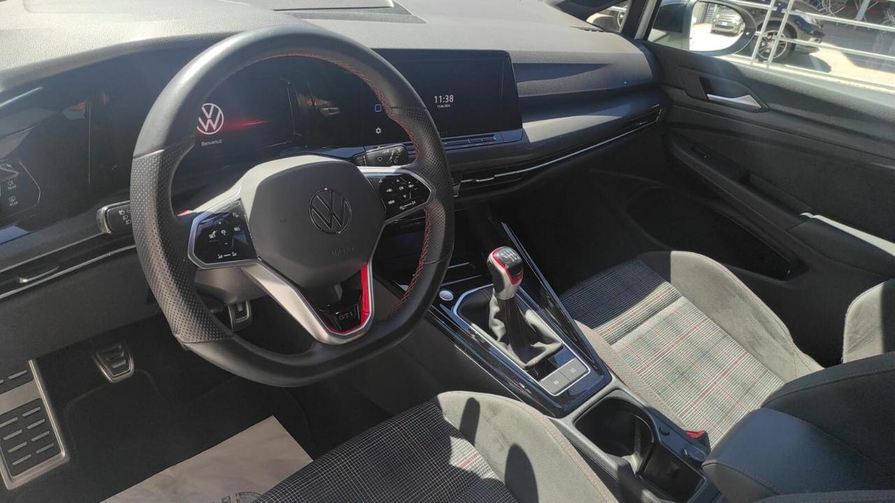VOLKSWAGEN GOLF GTI 2.0 TURBO BENZINA 245CV MANUALE