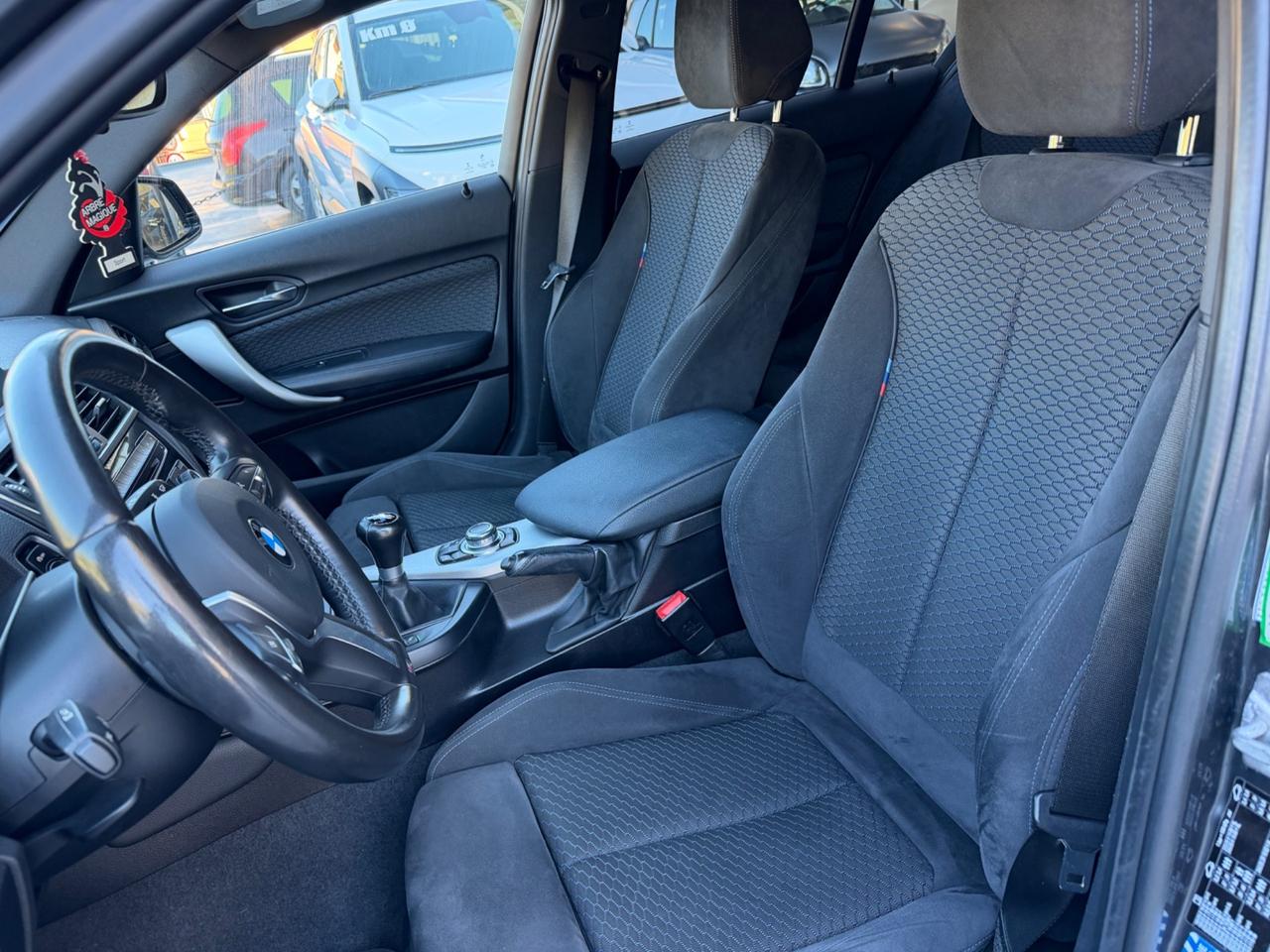 Bmw 118 118d 5p. Msport