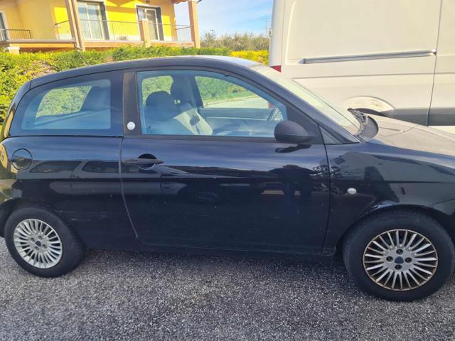 LANCIA Ypsilon 1.4 BENZINA/GPL senza nessun lavoro da fare