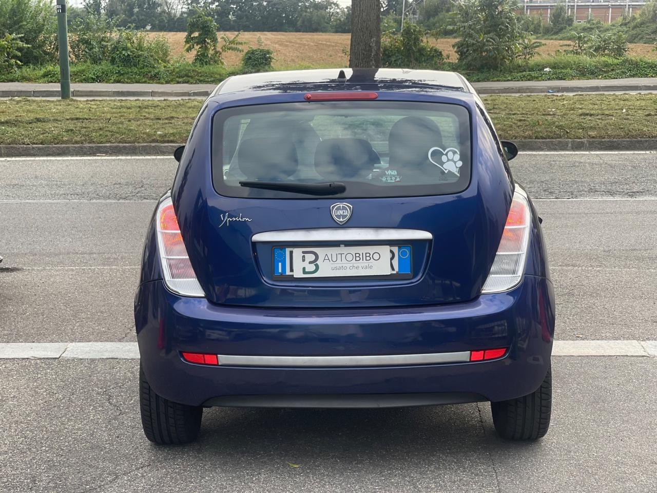 Lancia Ypsilon 1.4 Argento Ecochic GPL