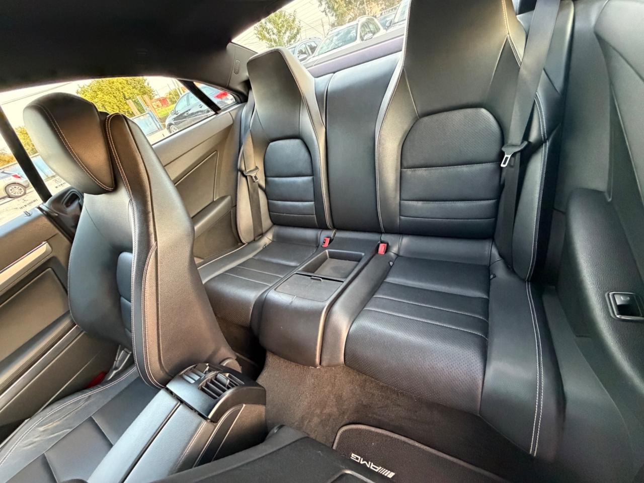 Mercedes-benz E 220 CDI BlueEFFICIENCY Elegance