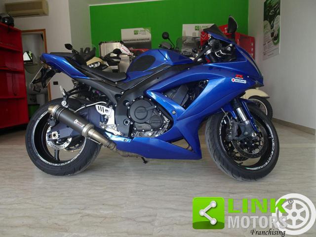 SUZUKI GSX R 750 replica