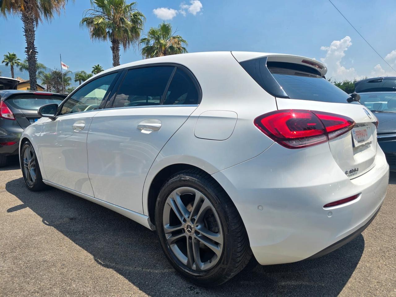 MERCEDES A180CDI 115CV SPORT PACK LUCI