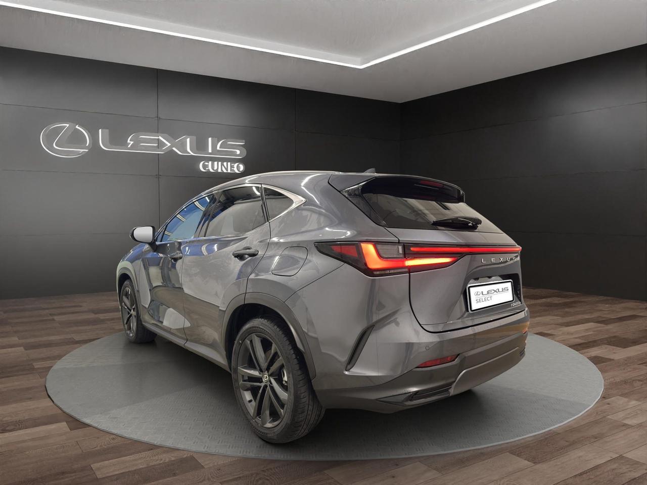 Lexus NX 450h+ 2.5 phev Premium+ 4wd 309cv e-cvt
