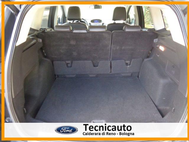 FORD Kuga 2.0 TDCI 140 CV 4WD Powershift Titanium