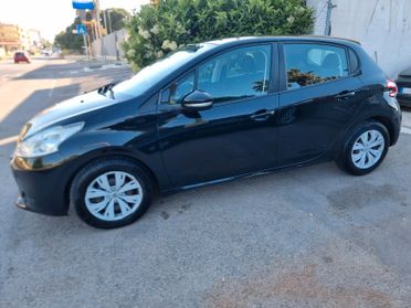 Peugeot 208 1.2 VTi 82 CV 5 porte Access GANCIO TRAINO