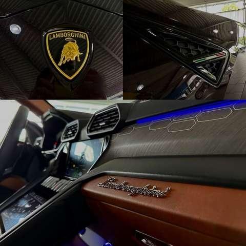 Lamborghini Urus AKRAPOVIC LED PDC B&O NAVI TETTO KAMERA 360 FULL