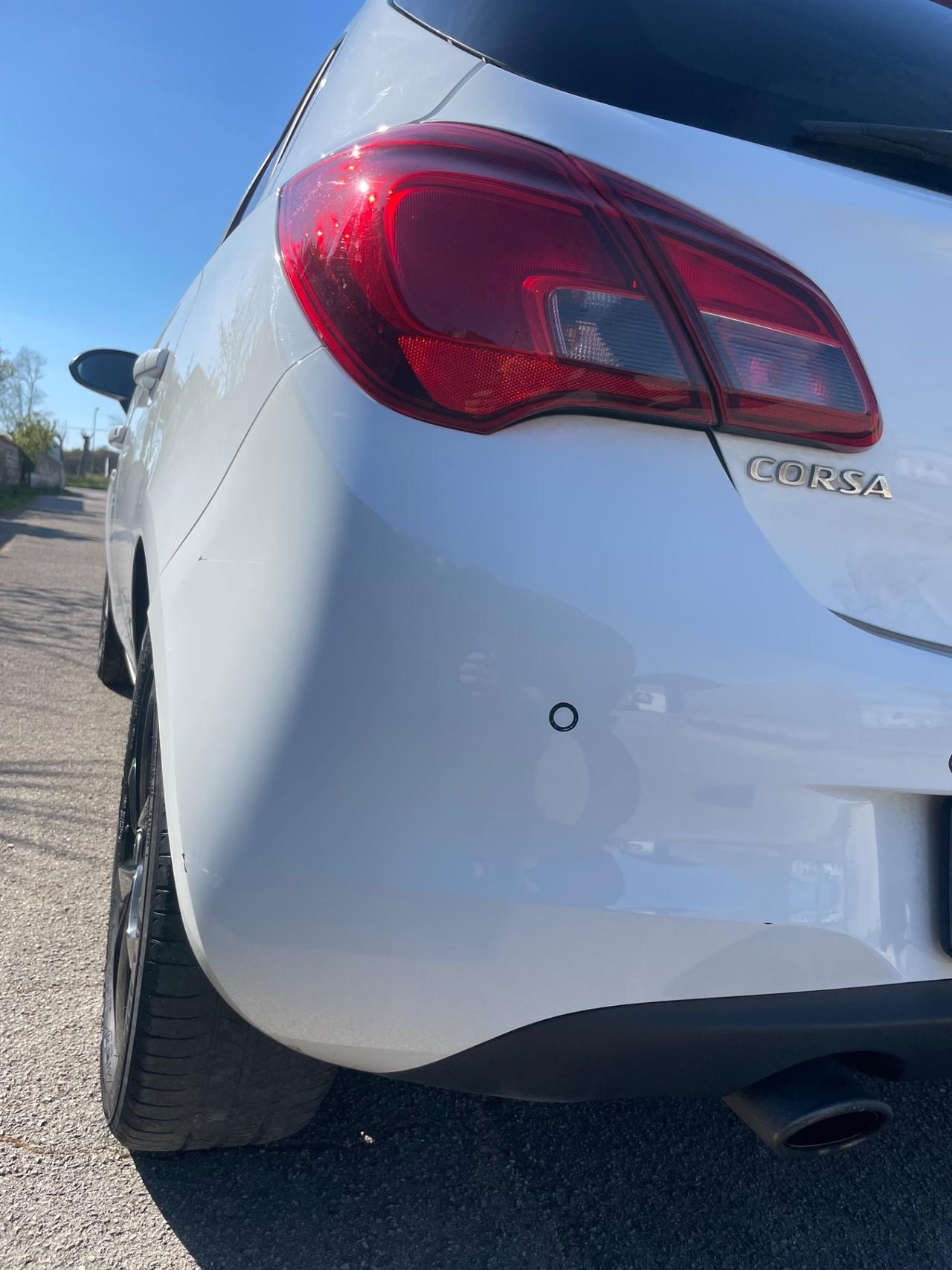 Opel Corsa 1.4 90CV GPL Tech 5 porte b-Color