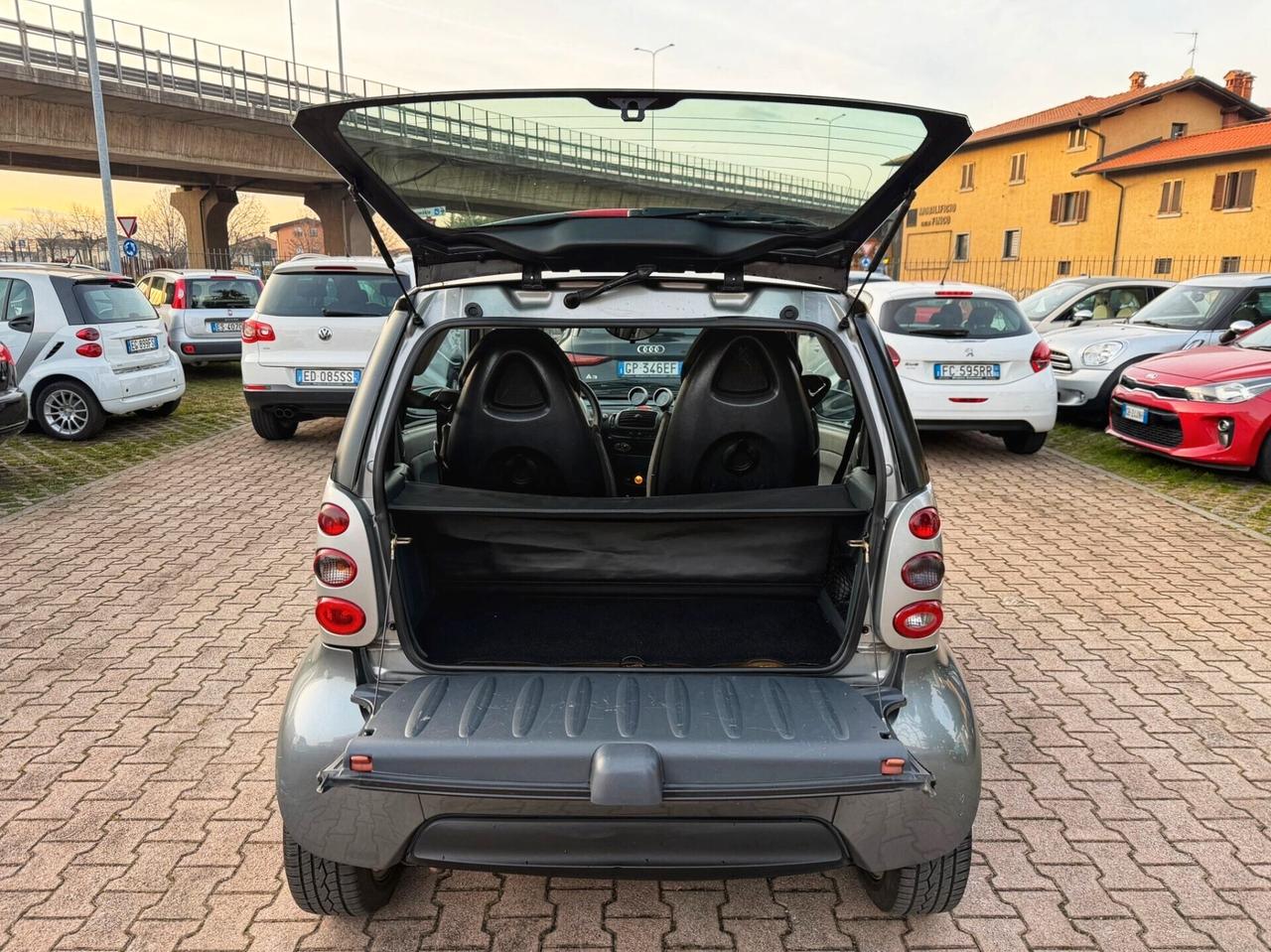 Smart ForTwo 700 coupé OK NEOPATENTATI TETTO PANORAMICO