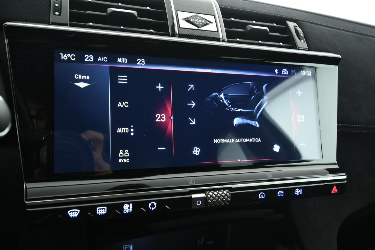 DS DS7 1.5 bluehdi Performance Line+ 130cv auto CAMERA+NEOPATENTATI