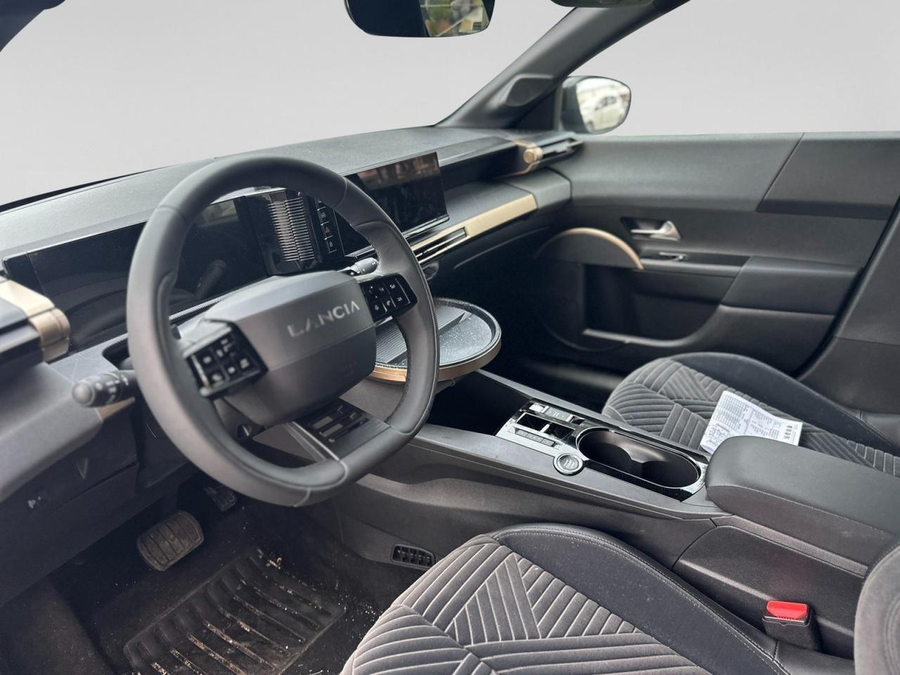 LANCIA Ypsilon IV 2024 - Ypsilon 51kWh LX 156cv