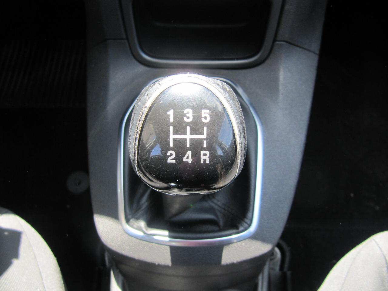 Ford Fiesta Plus 1.5 TDCi 75CV 5 porte