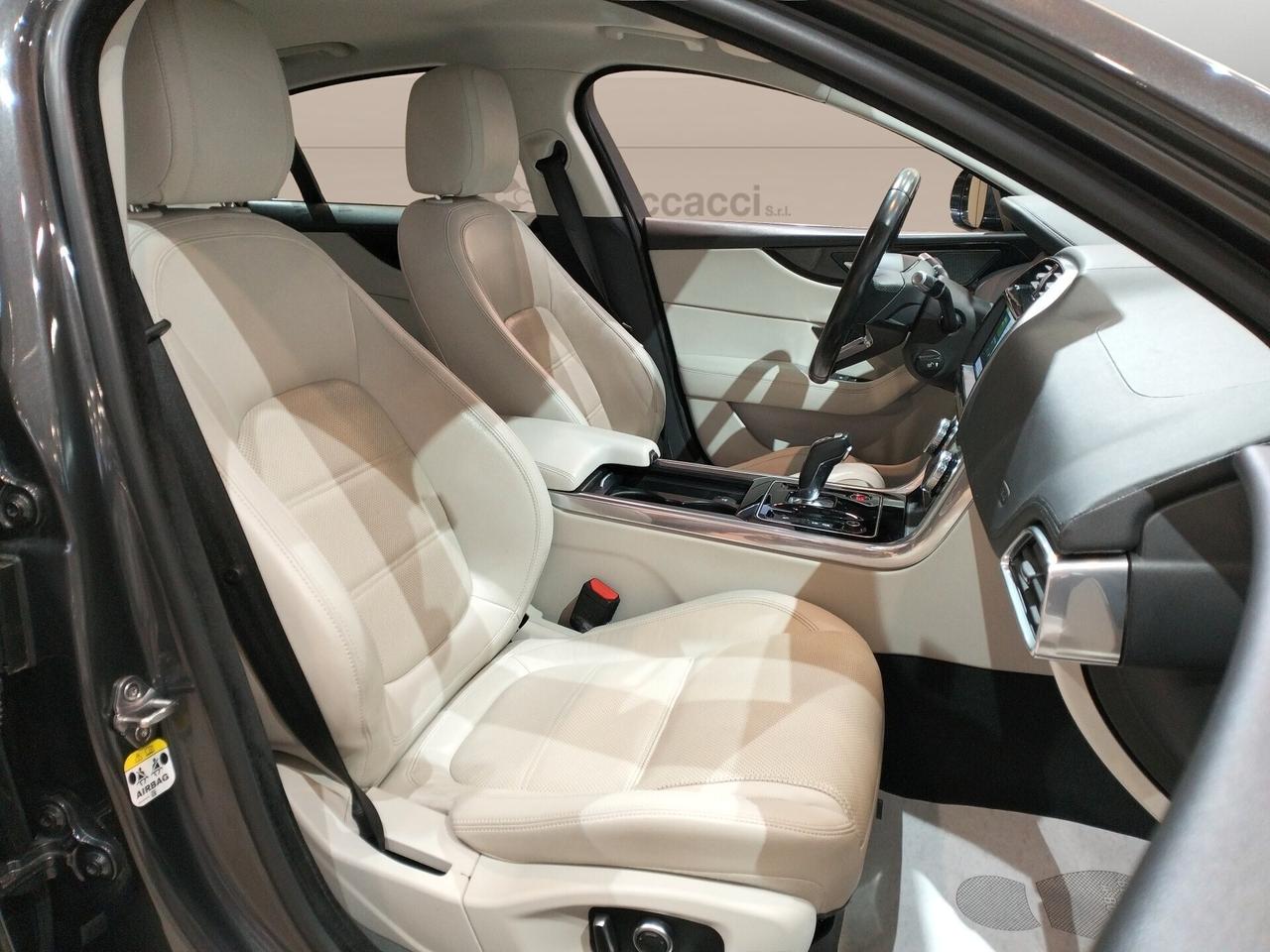 Jaguar XE 2.0d i4 S awd 180cv auto