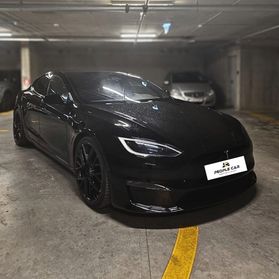 Tesla Model S Plaid 2022