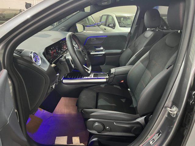 MERCEDES-BENZ GLA 200 d Autom. AMG Premium Plus NIGHT/LED MULTICOL/TELEC