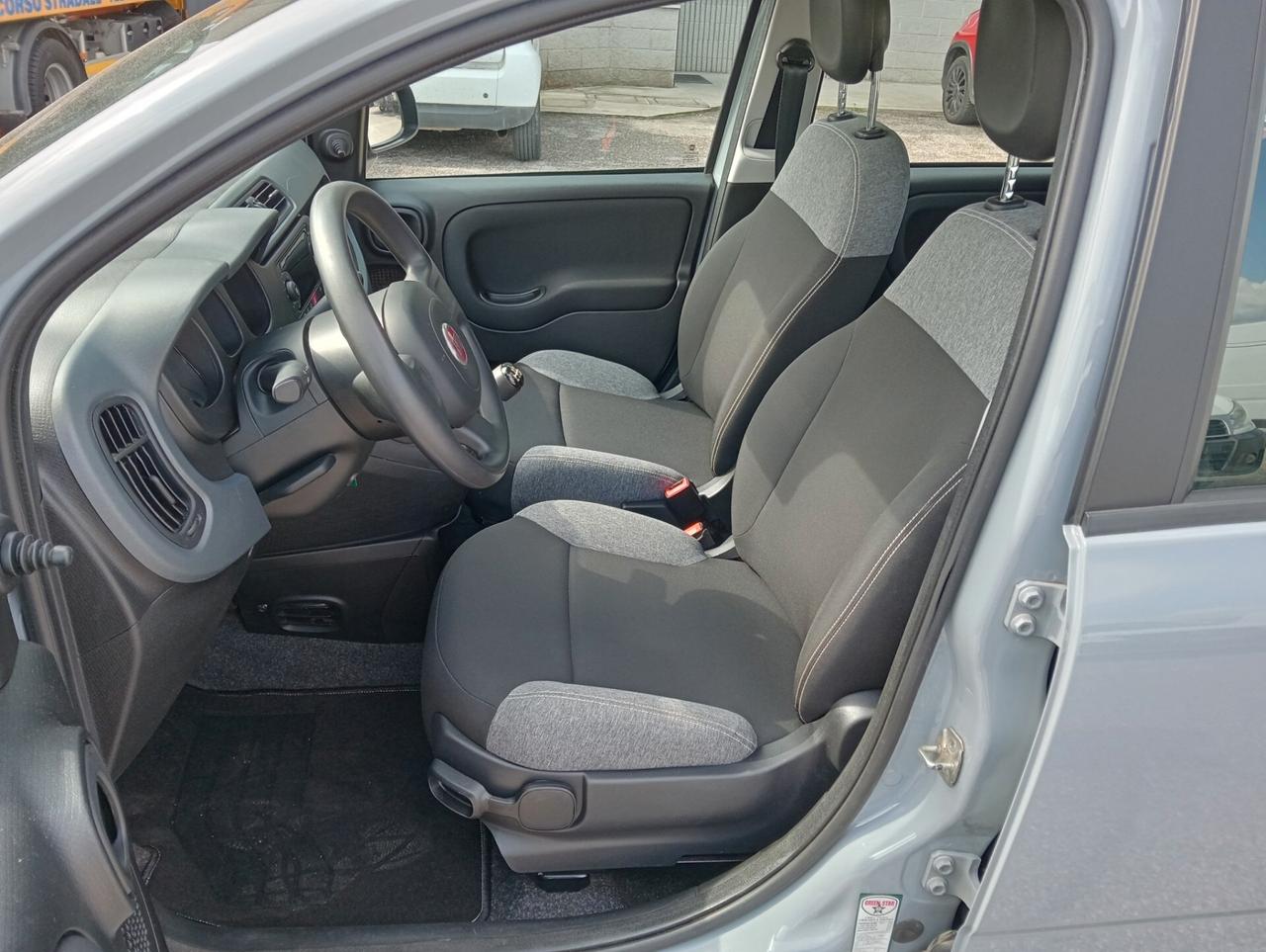 Fiat Panda 1.0 70CV Hybrid OK NEOPATENTATI