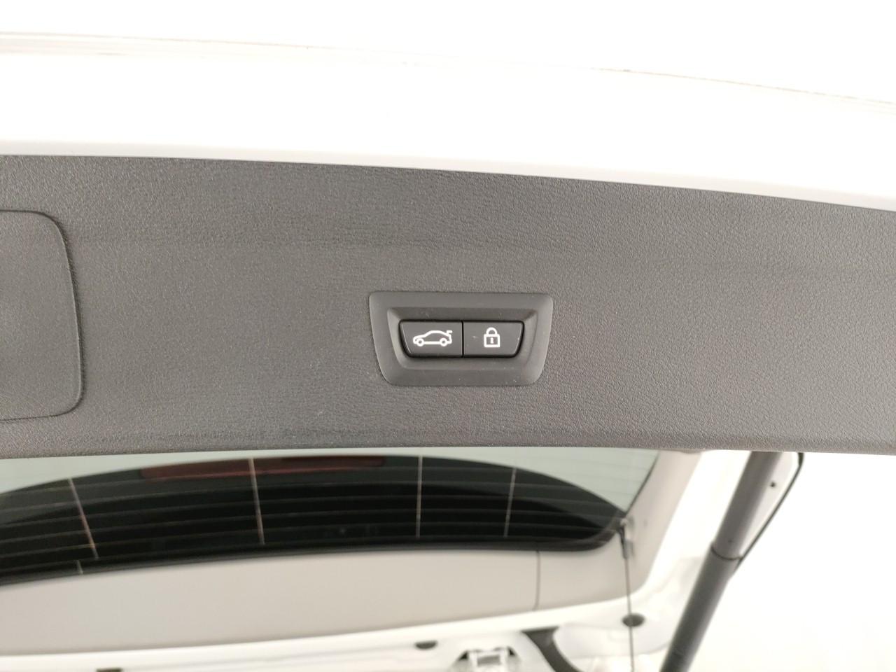 BMW X1 sdrive 18d Advantage auto