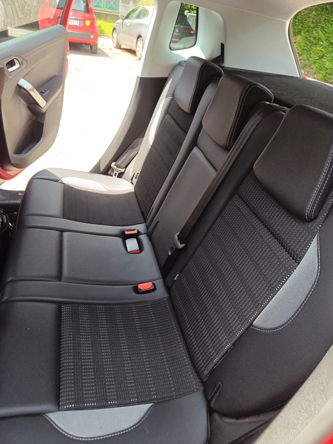 Peugeot 2008 BlueHDi 100 Allure