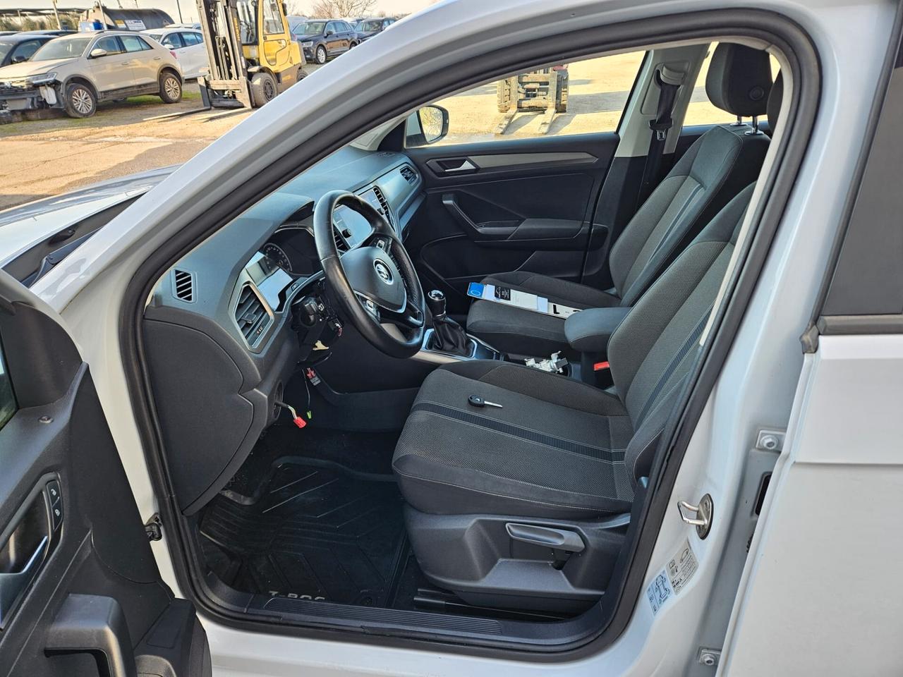 Volkswagen T-Roc 1.6 tdi Advanced FURTO PARZIALE