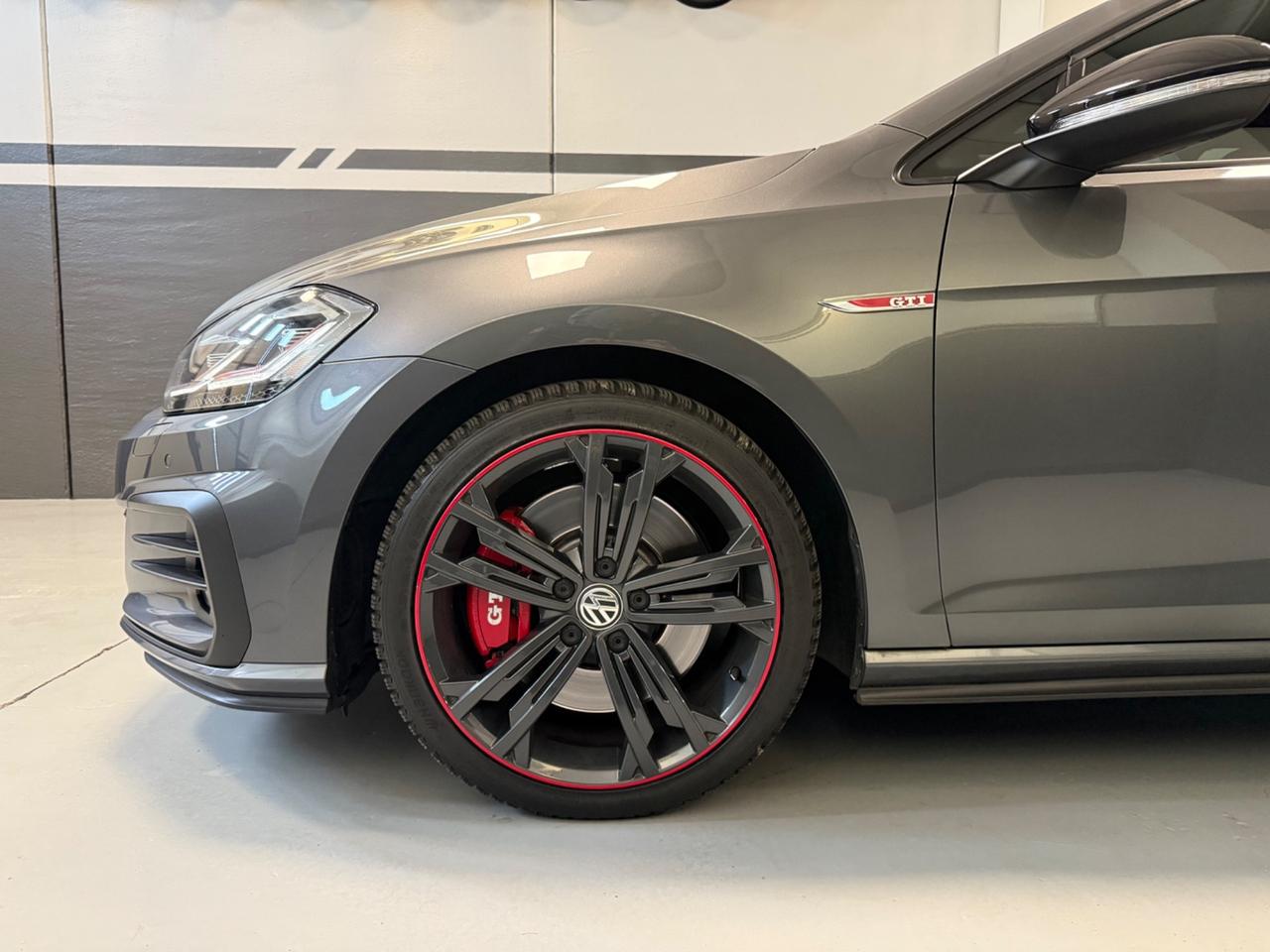 Volkswagen Golf GTI Performance 2.0 245 CV TSI DSG 5p. BMT