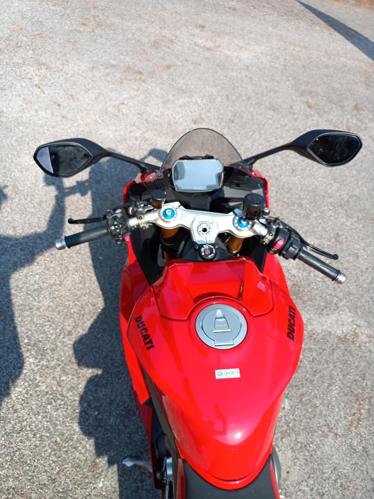 Ducati Panigale V2 S