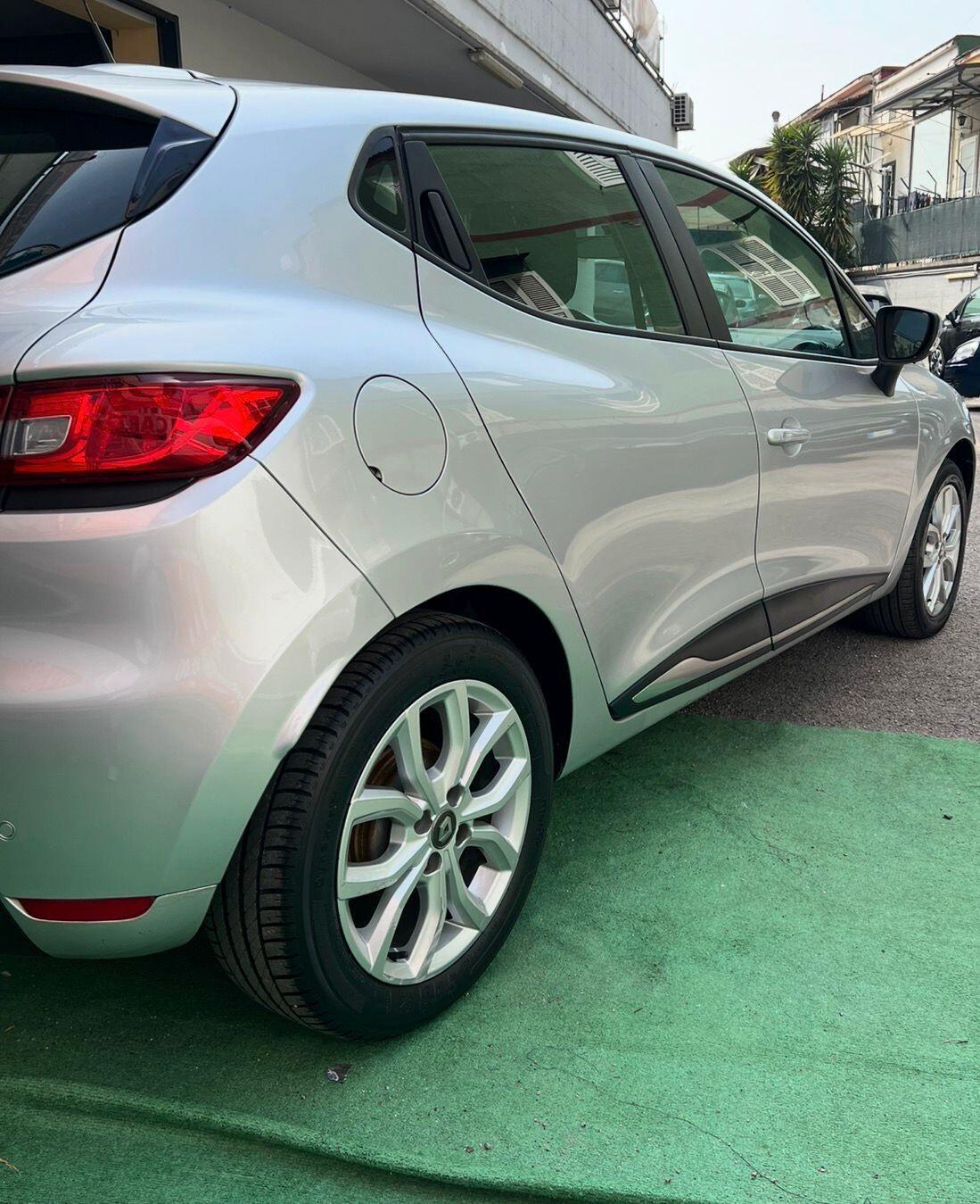 Renault Clio TCe 12V 90 CV GPL 5 porte Business