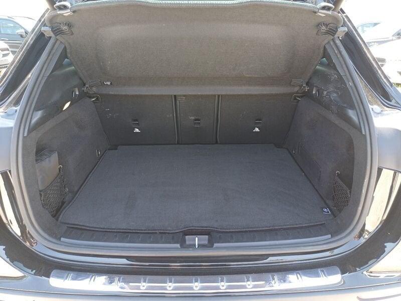 Mercedes-Benz GLA GLA 180 d AMG Line Advanced Plus