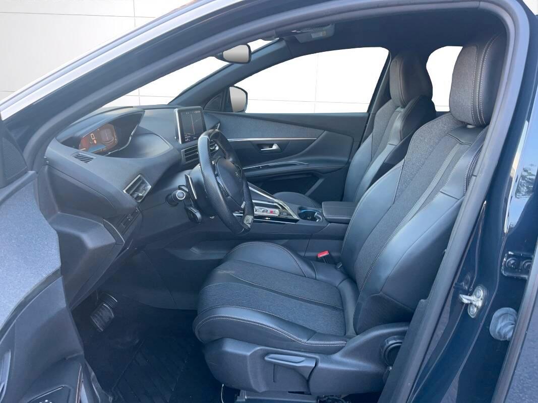 Peugeot 3008 1.5 bluehdi GT Line s&s 130cv eat8