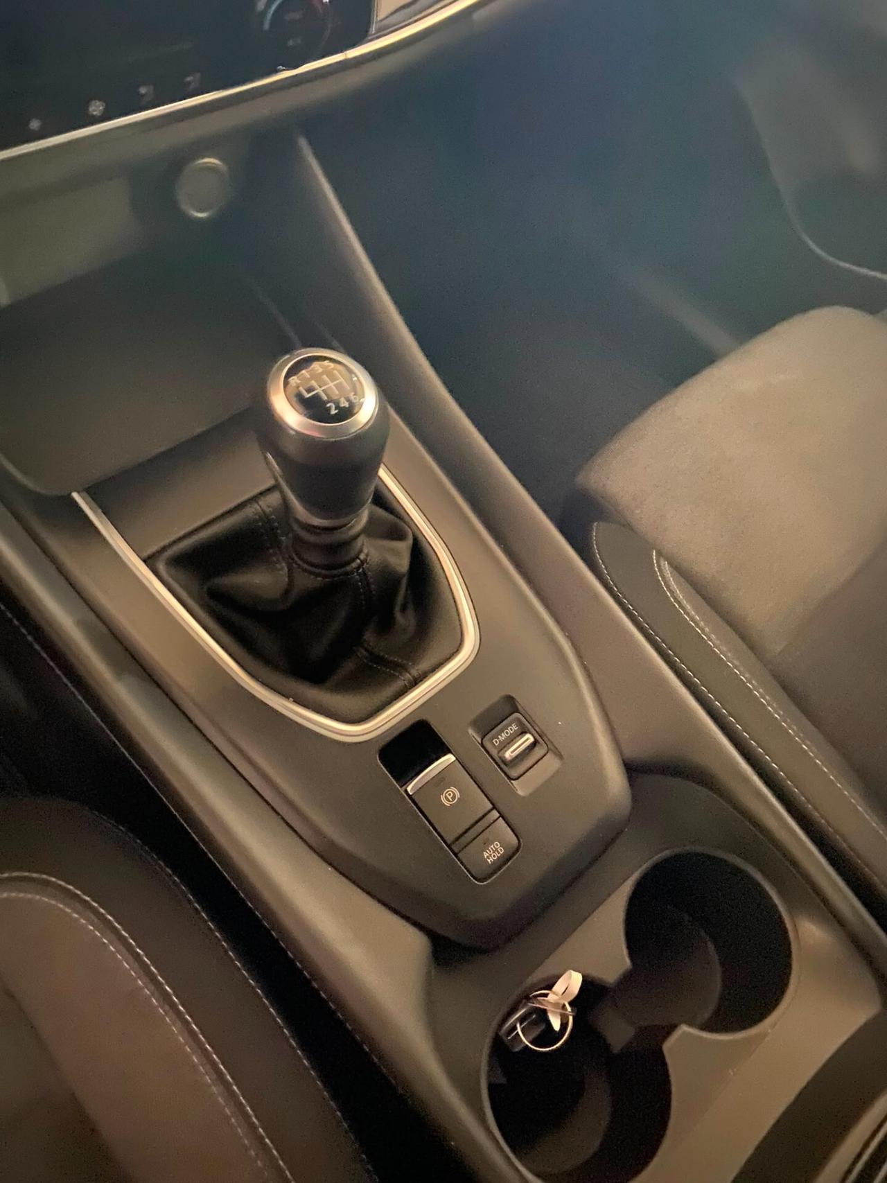 Nissan Qashqai MHEV 140 CV N-Connecta