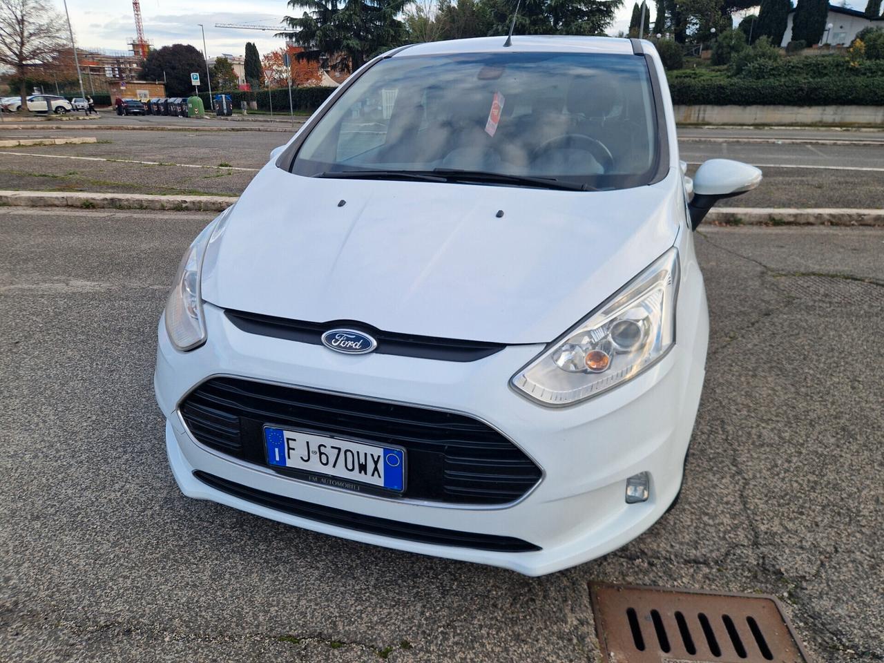 Ford B-Max 1.5 TDCi 75cv Titanium