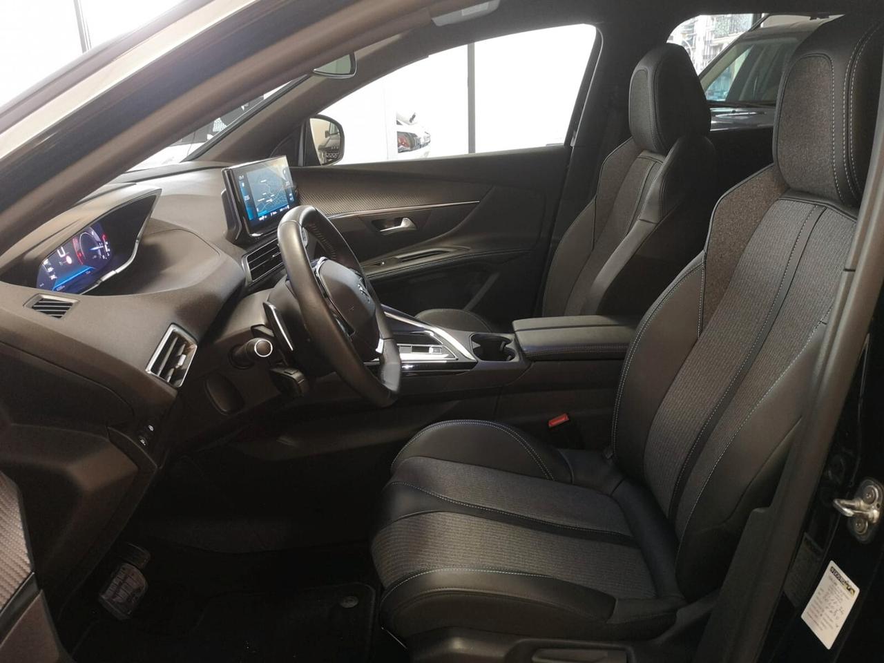 PEUGEOT 3008 1.5BlueHDi 130CV EAT8 S&S Allure 2024
