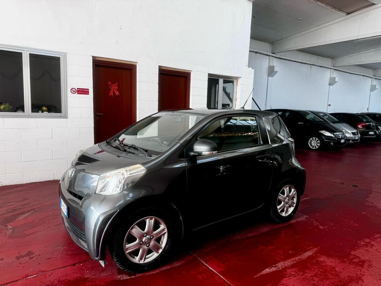 Toyota iQ 1.0 CVT Trend NEOPAT