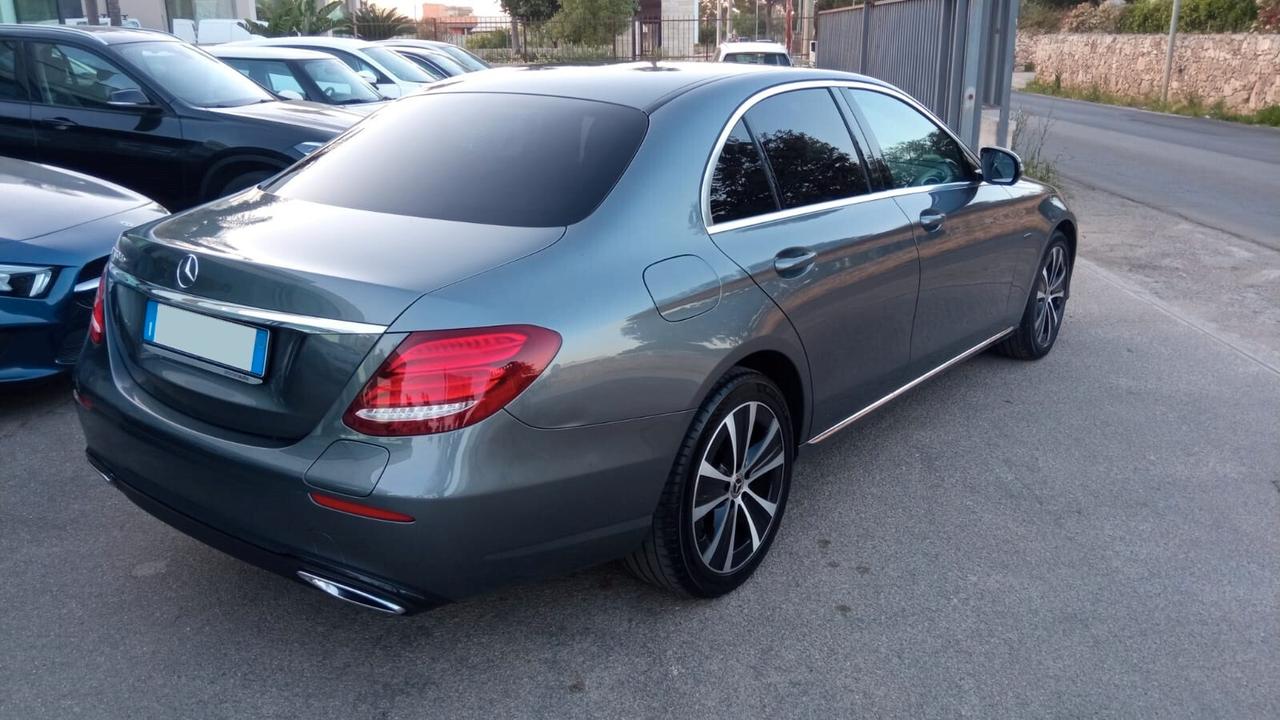 Mercedes-Benz E 300 de Sport Plus Automatic Diesel