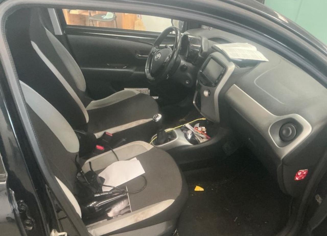Toyota Aygo 1.0 VVT-i 69 CV 5 porte x-play