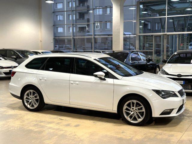 SEAT Leon 1.6 TDI 105 CV ST Start/Stop Style - LED