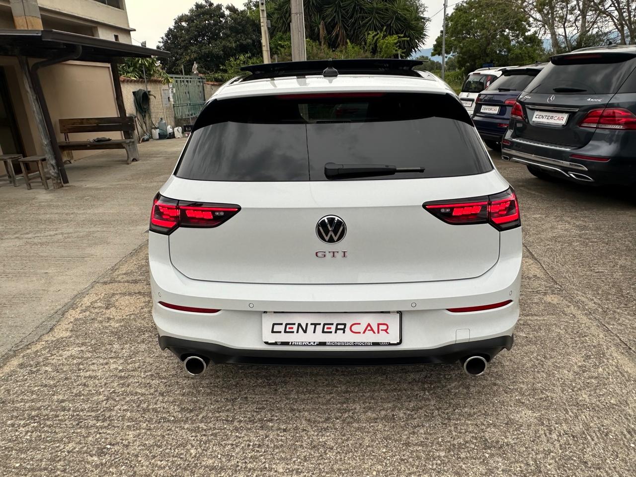 Volkswagen Golf GTI Golf 2.0 TSI GTI DSG