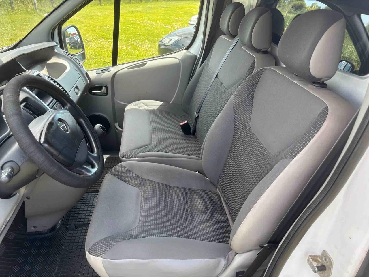 Opel Vivaro 27 2.0 CDTI 120CV PC-TN Furgone