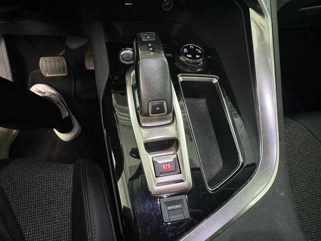 PEUGEOT 3008 BlueHDi 130 S&S EAT8 Allure